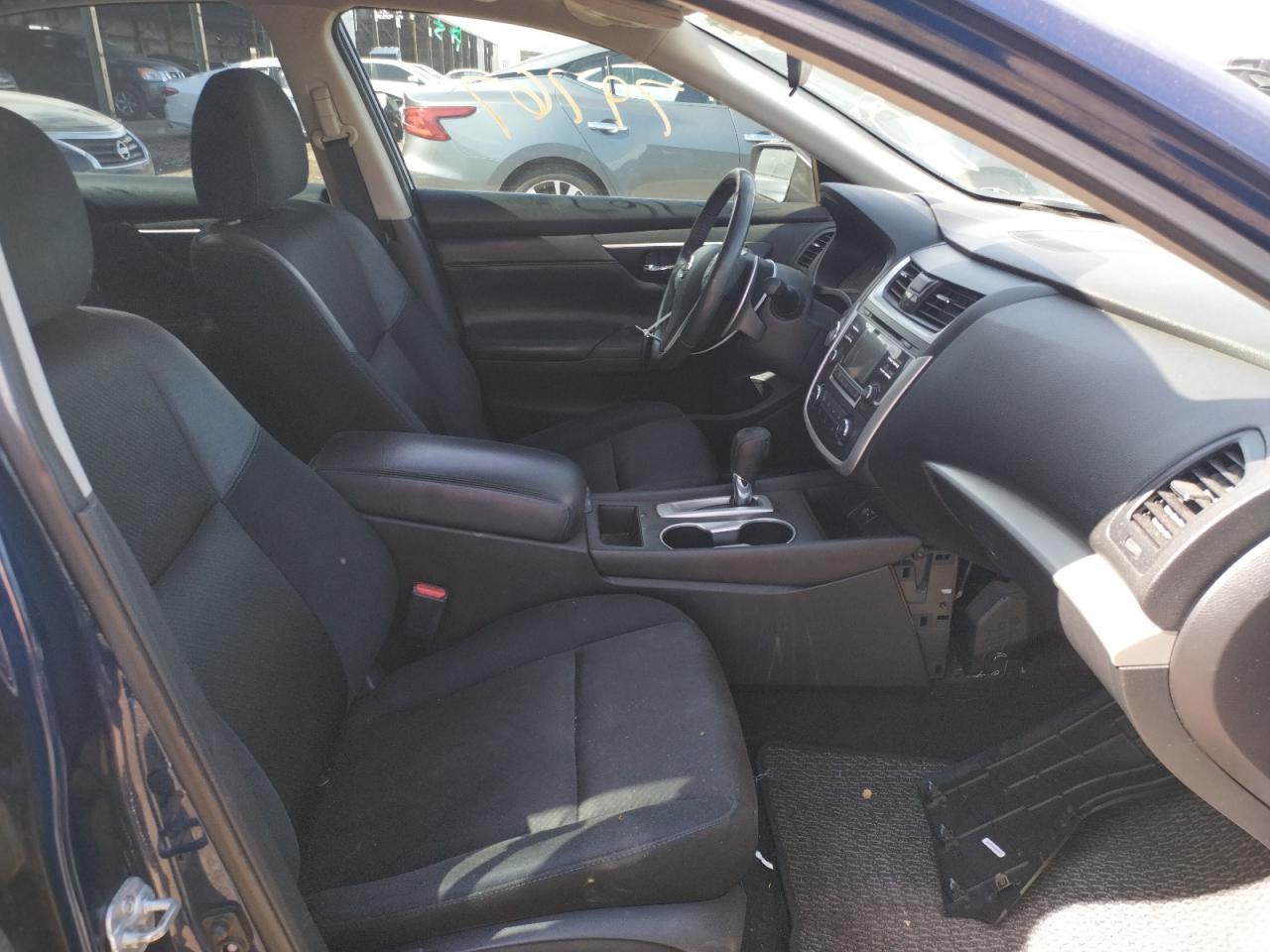 Photo 5 from auction – 2017 NISSAN ALTIMA 2.5 with VIN 1N4AL3AP1HN311305