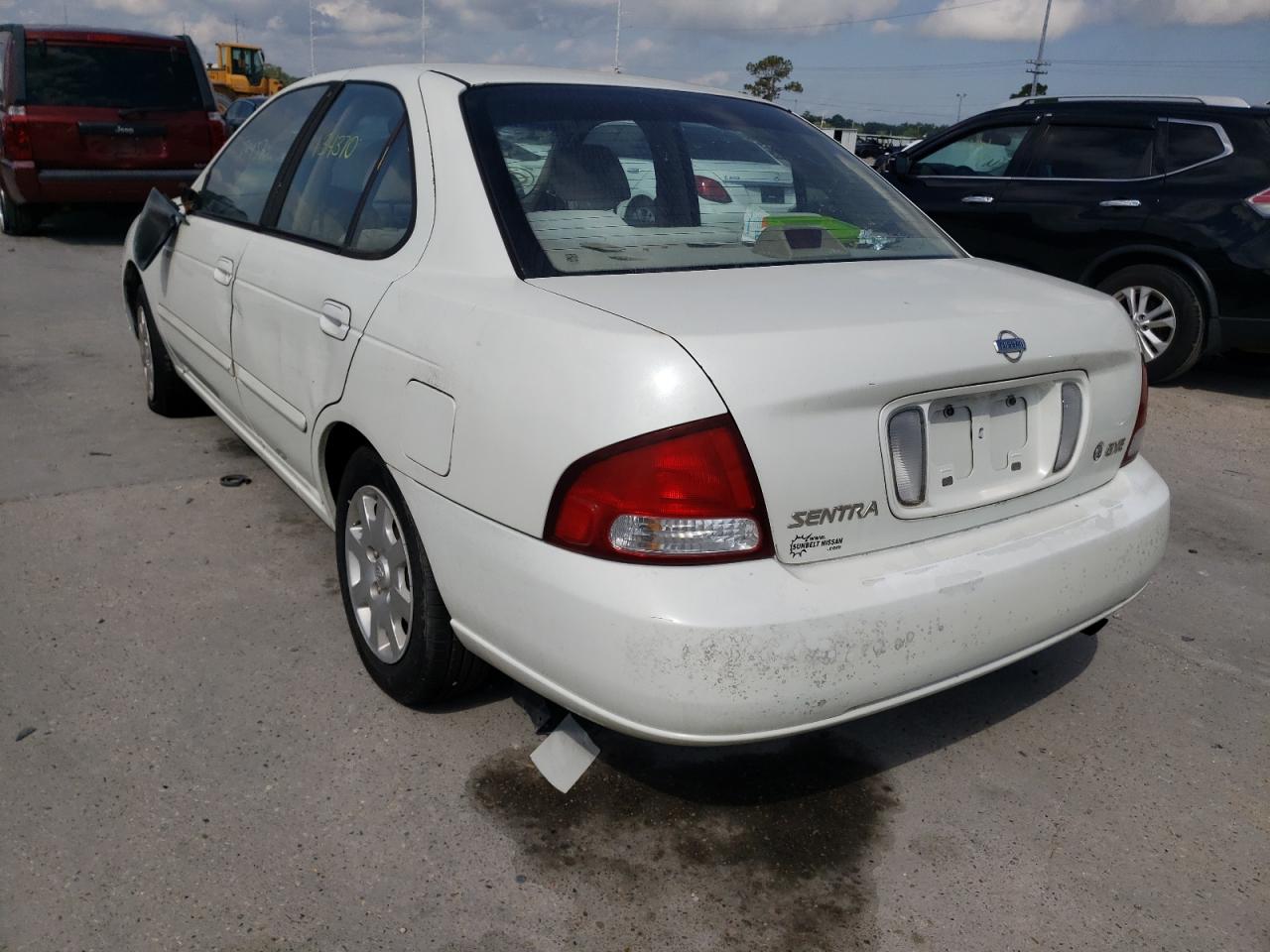 Photo 3 from auction – 2000 NISSAN SENTRA BAS with VIN 3N1CB51D0YL355855