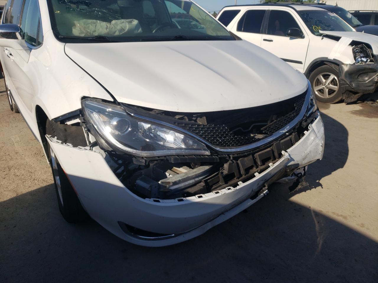 Photo 9 from auction – 2020 CHRYSLER PACIFICA L with VIN 2C4RC1GG5LR151322