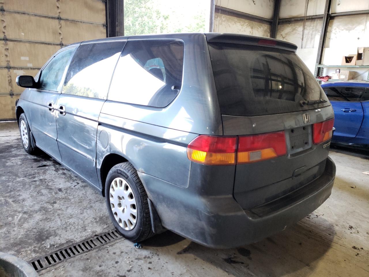 Photo 3 from auction – 2004 HONDA ODYSSEY LX with VIN 5FNRL18554B033507