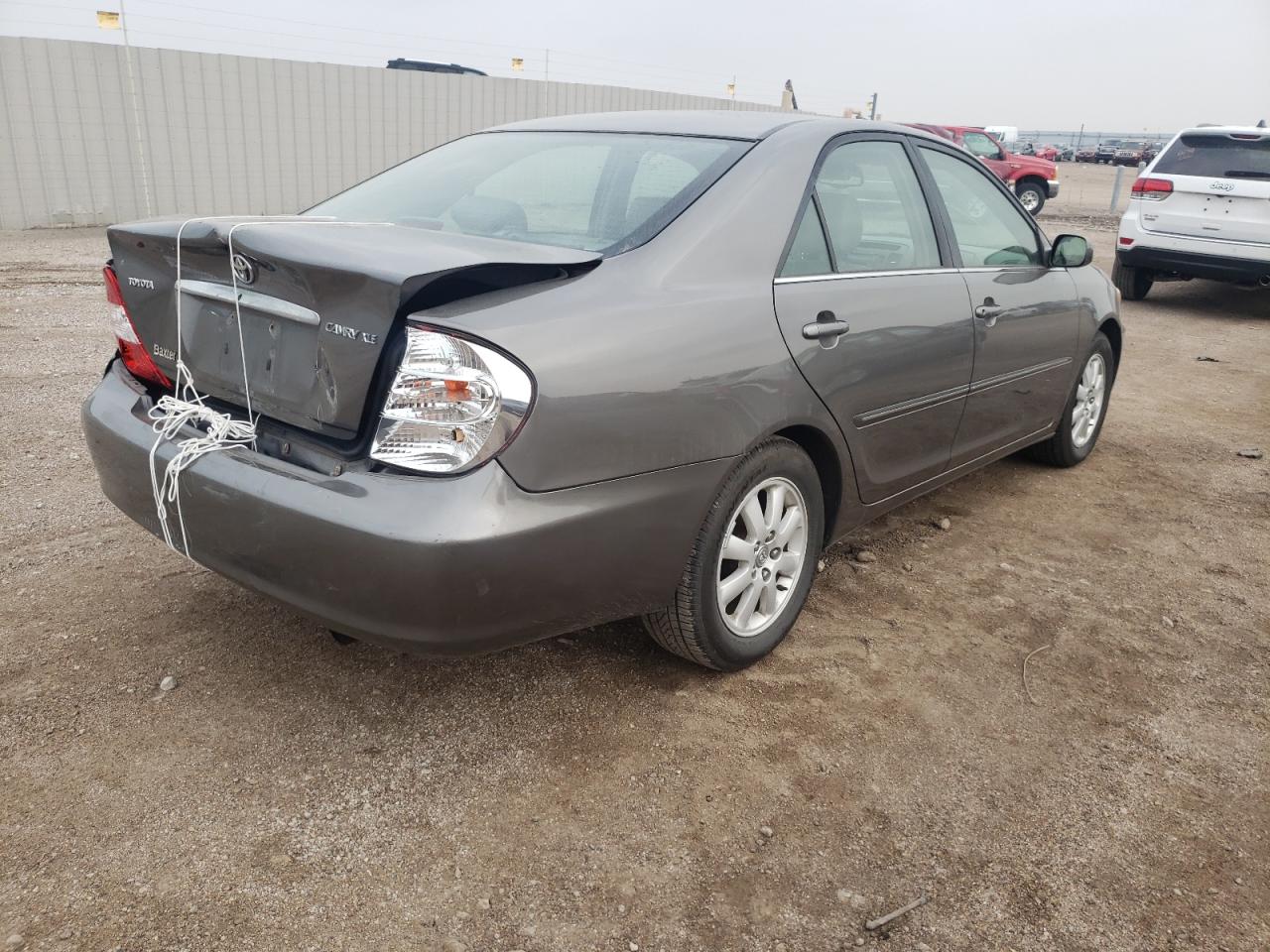 Photo 4 from auction – 2003 TOYOTA CAMRY LE with VIN 4T1BE32K83U707480
