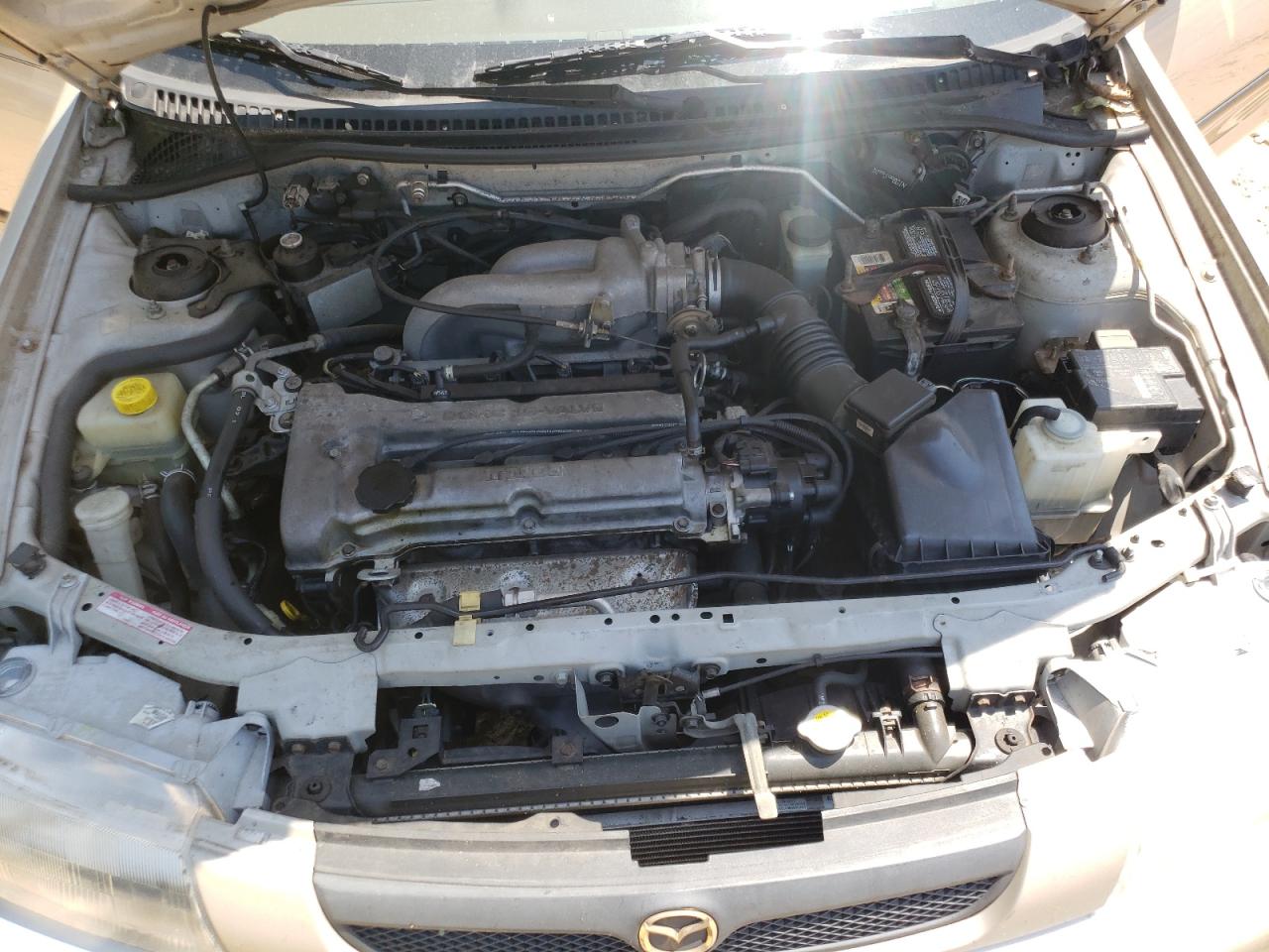 Photo 7 from auction – 1998 MAZDA PROTEGE DX with VIN JM1BC1417W0215862