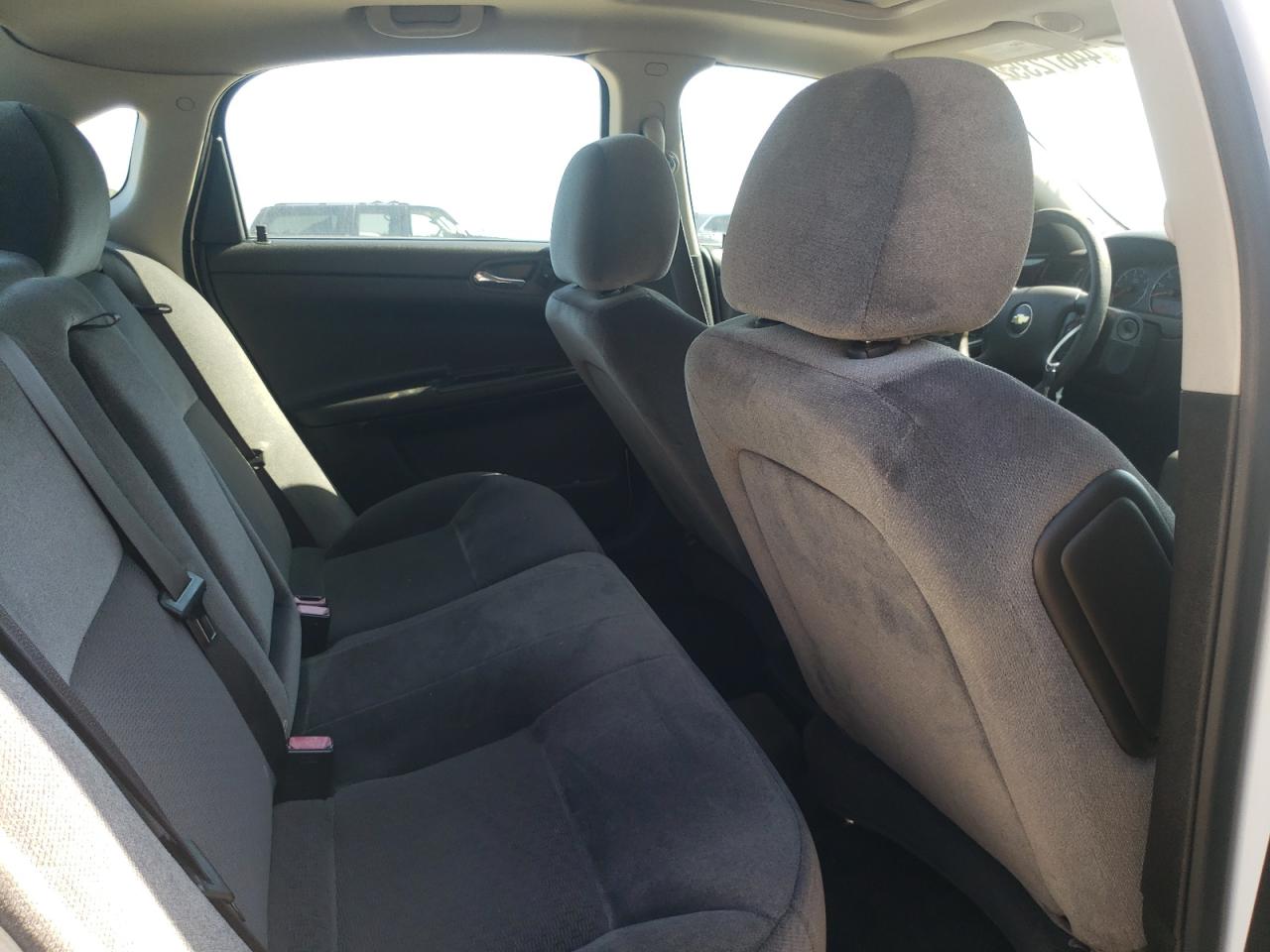 Photo 6 from auction – 2015 CHEVROLET IMPALA LIM with VIN 2G1WB5E31F1114650