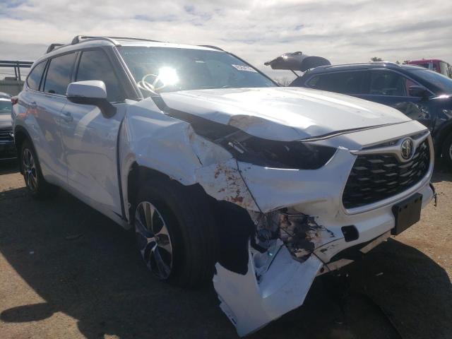 Photo 1 from auction – 2022 TOYOTA HIGHLANDER with VIN 5TDGZRBH2NS561588