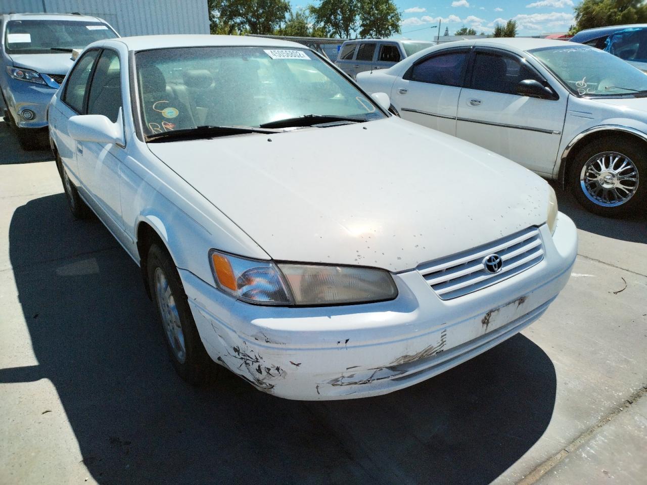 TOYOTA CAMRY CE 1997 with VIN 4T1BF22K7VU905686 - Photo from auction