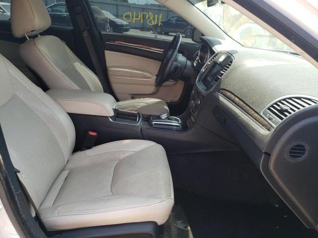 Photo 5 from auction – 2018 CHRYSLER 300 LIMITE with VIN 2C3CCAEG5JH136660