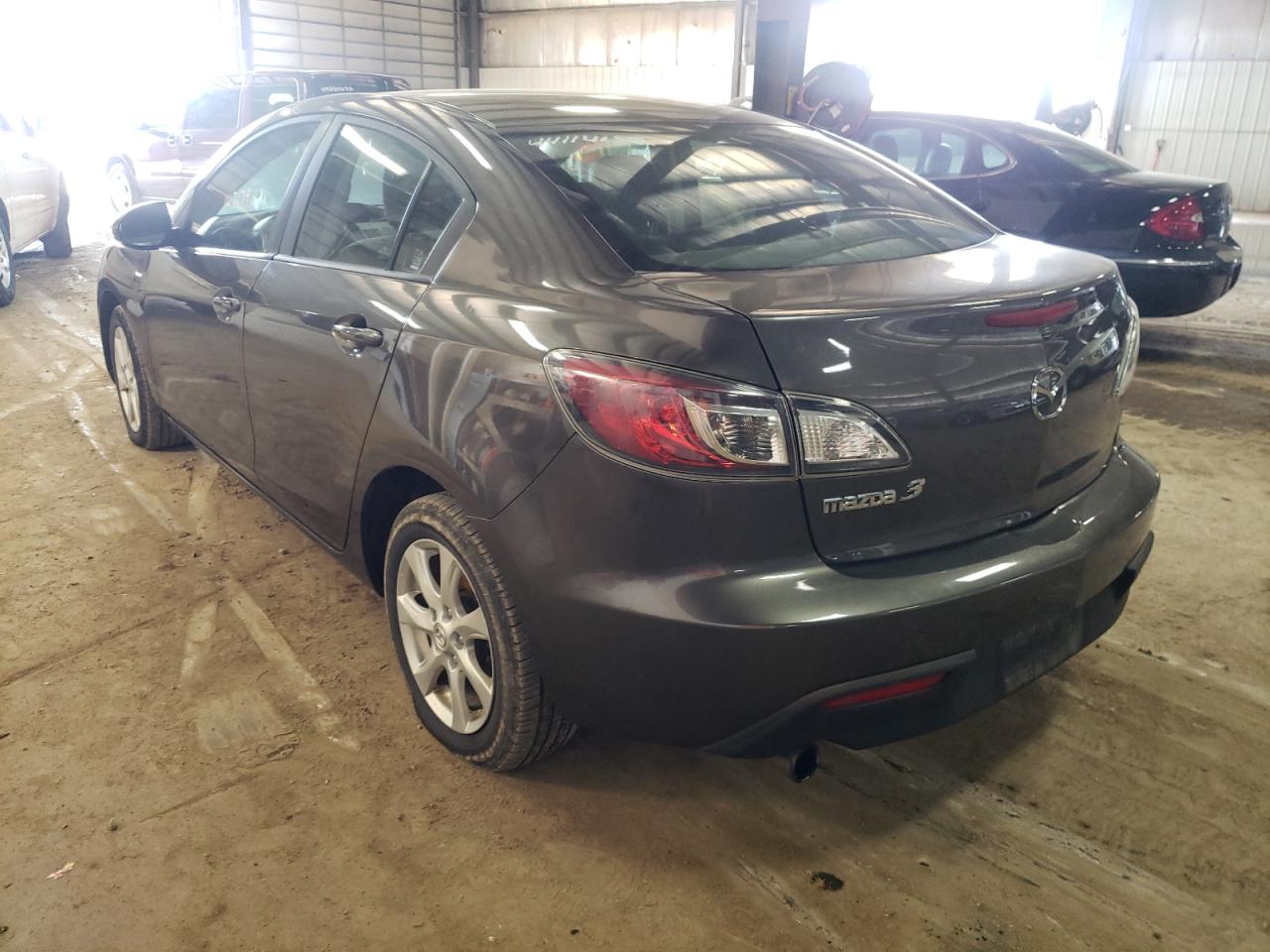 Zdjęcie 3 z aukcji – 2010 MAZDA 3 I z VIN JM1BL1SF4A1353957