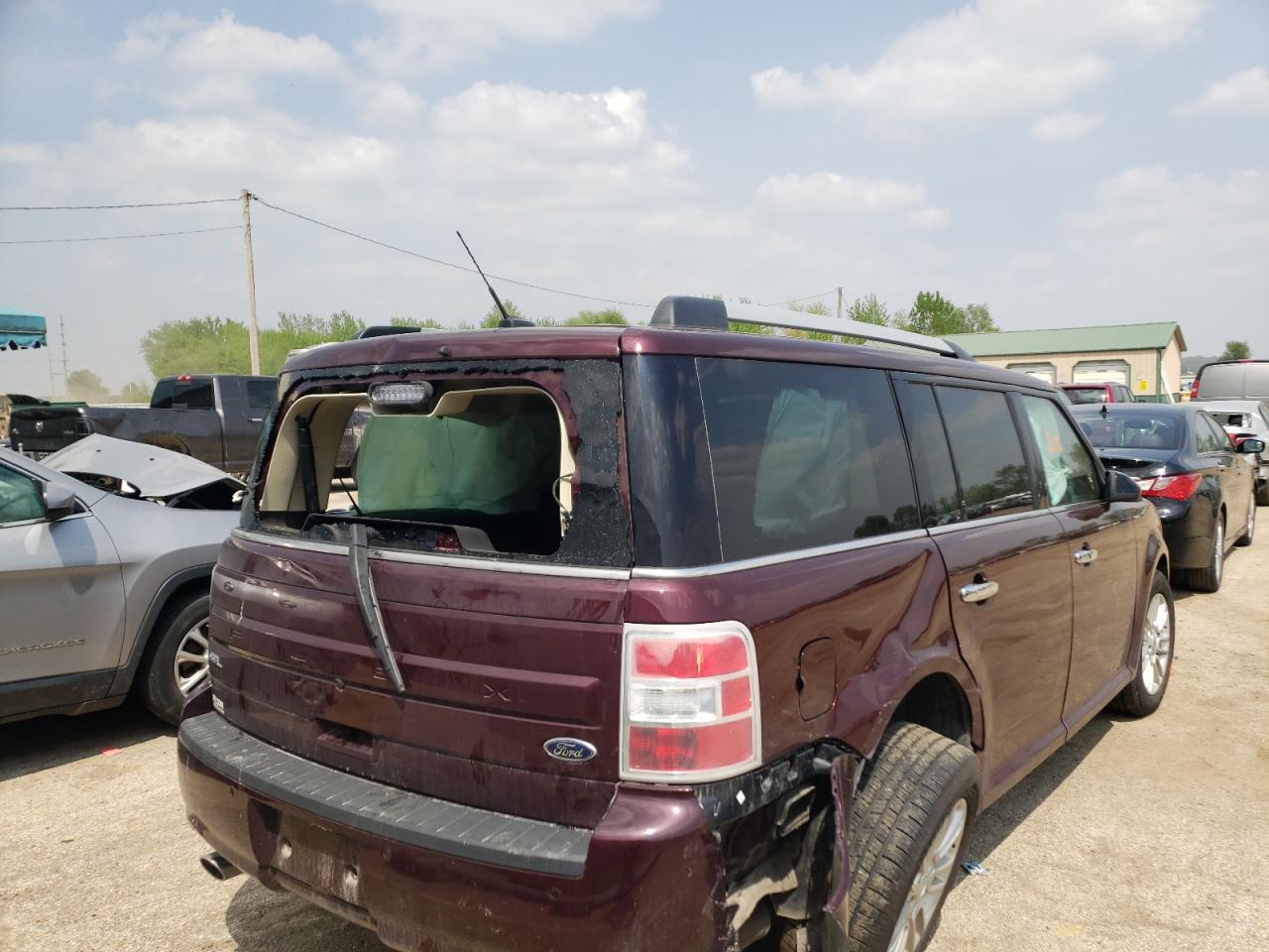 Photo 4 from auction – 2017 FORD FLEX SEL with VIN 2FMGK5C87HBA08190