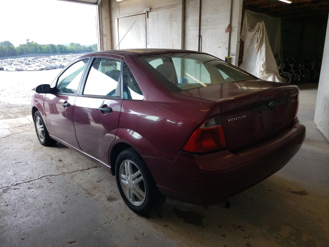Photo 3 from auction – 2006 FORD FOCUS ZX4 with VIN 1FAFP34N16W104019
