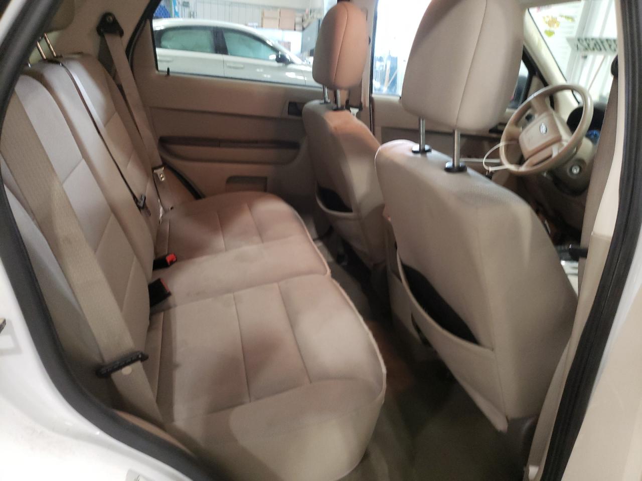 Photo 6 from auction – 2010 FORD ESCAPE XLT with VIN 1FMCU9DG4AKC68502