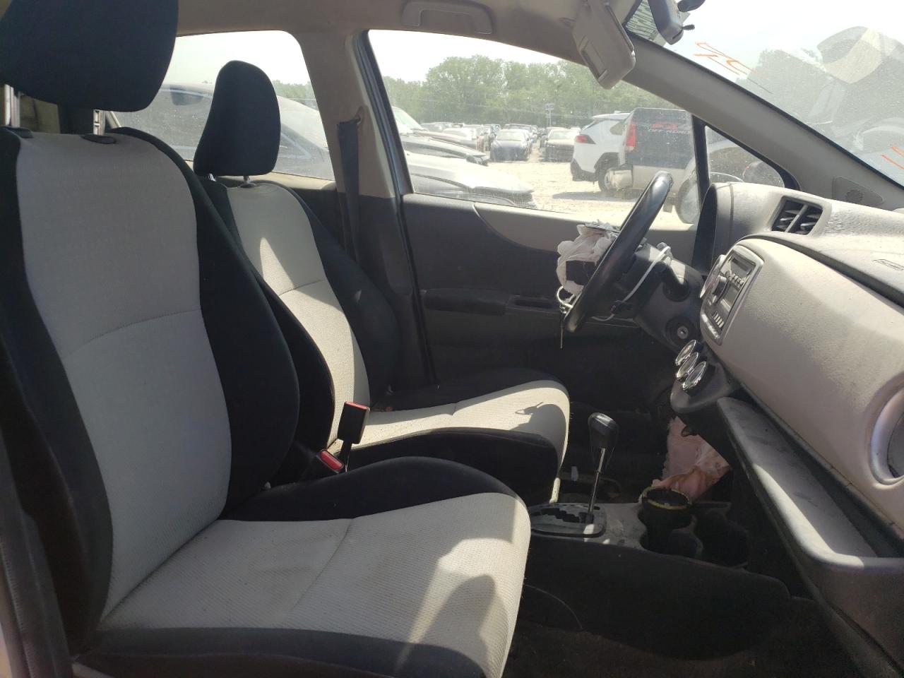 Photo 5 from auction – 2012 TOYOTA YARIS with VIN JTDKTUD38CD528703
