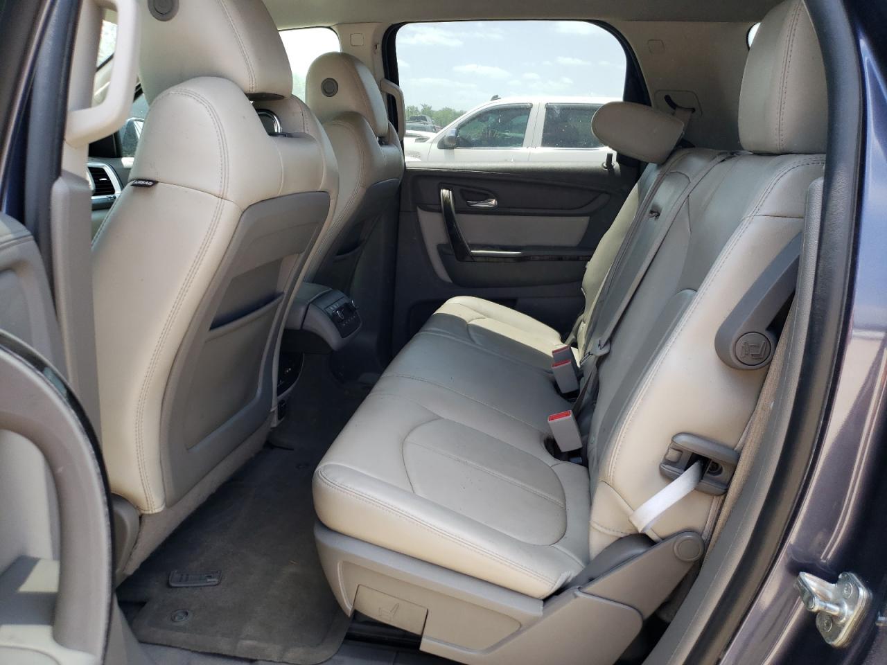 Photo 6 from auction – 2014 GMC ACADIA SLT with VIN 1GKKRSKD2EJ278561