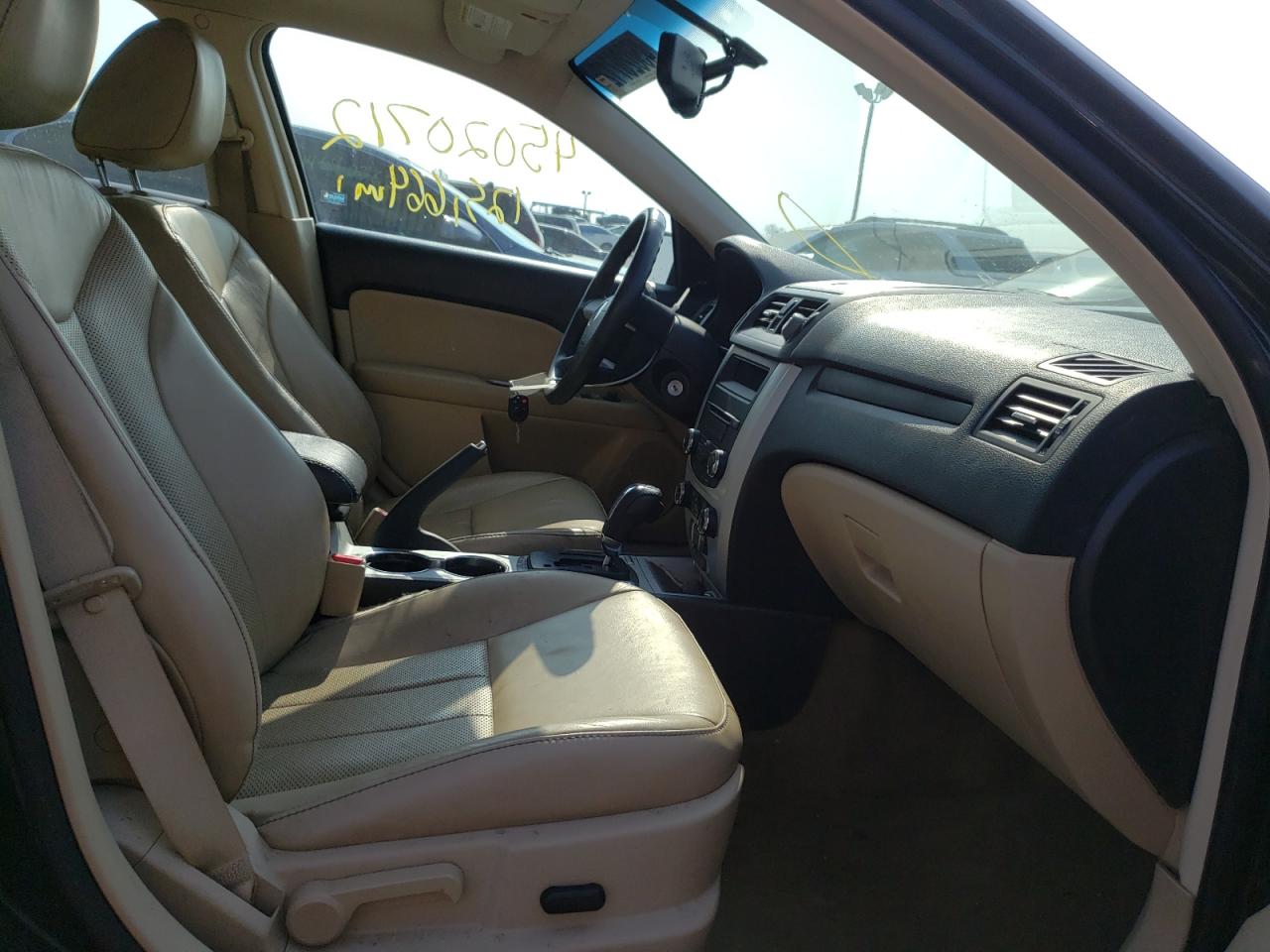 Photo 5 from auction – 2010 MERCURY MILAN PREM with VIN 3MEHM0JG4AR635712