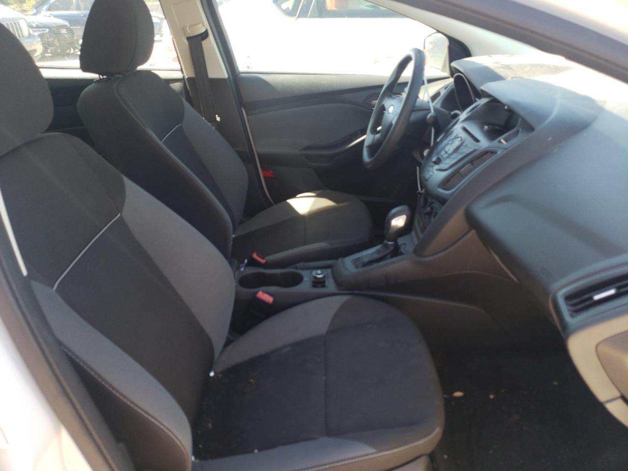 Photo 5 from auction – 2012 FORD FOCUS S with VIN 1FAHP3E25CL402325