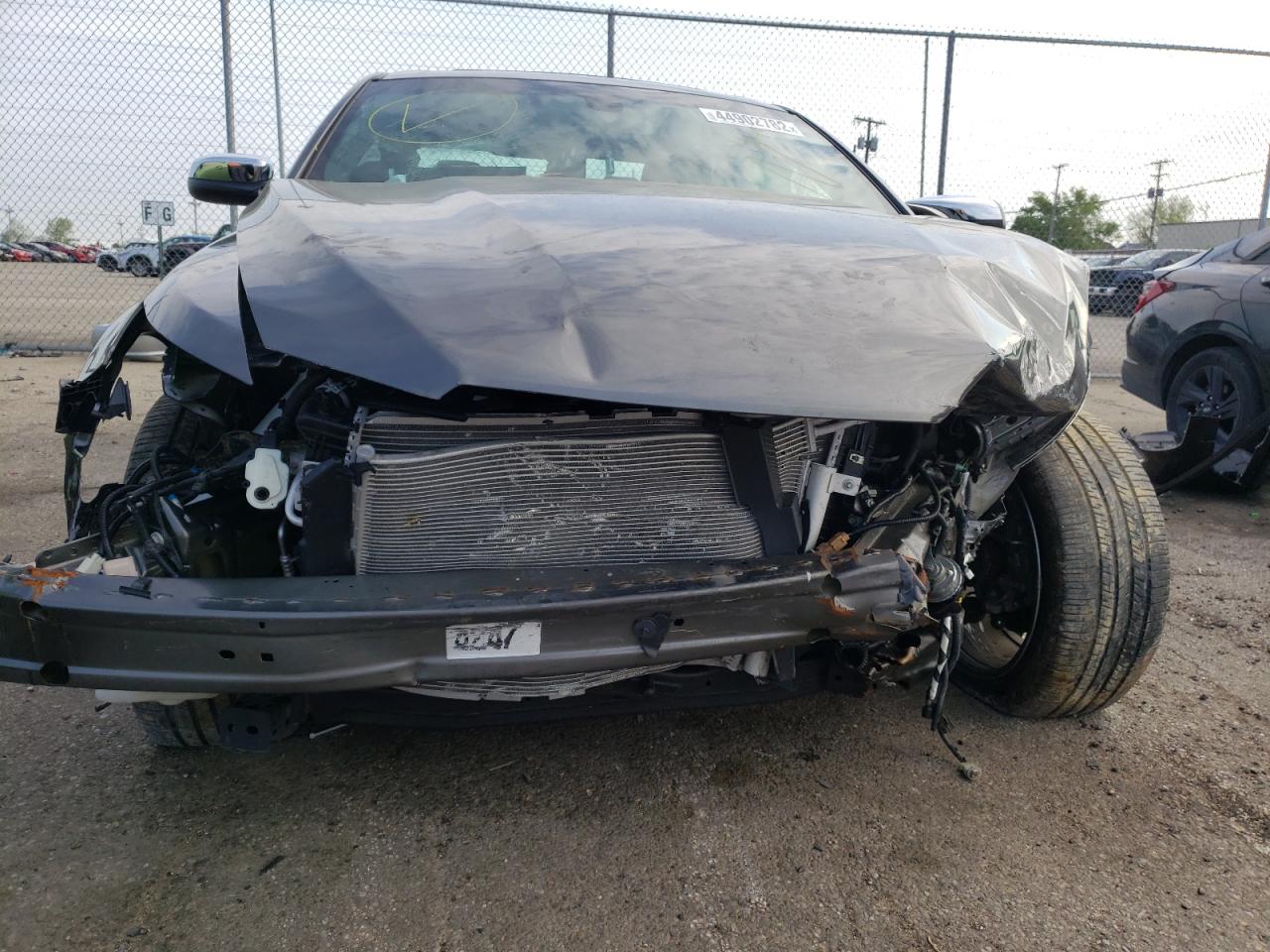 Photo 9 from auction – 2015 FORD TAURUS LIM with VIN 1FAHP2F80FG196096