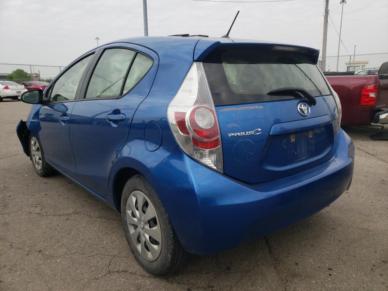 Photo 3 from auction – 2014 TOYOTA PRIUS C with VIN JTDKDTB34E1571420