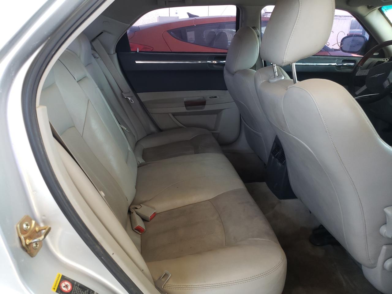 Photo 6 from auction – 2005 CHRYSLER 300C with VIN 2C3AA63HX5H576658