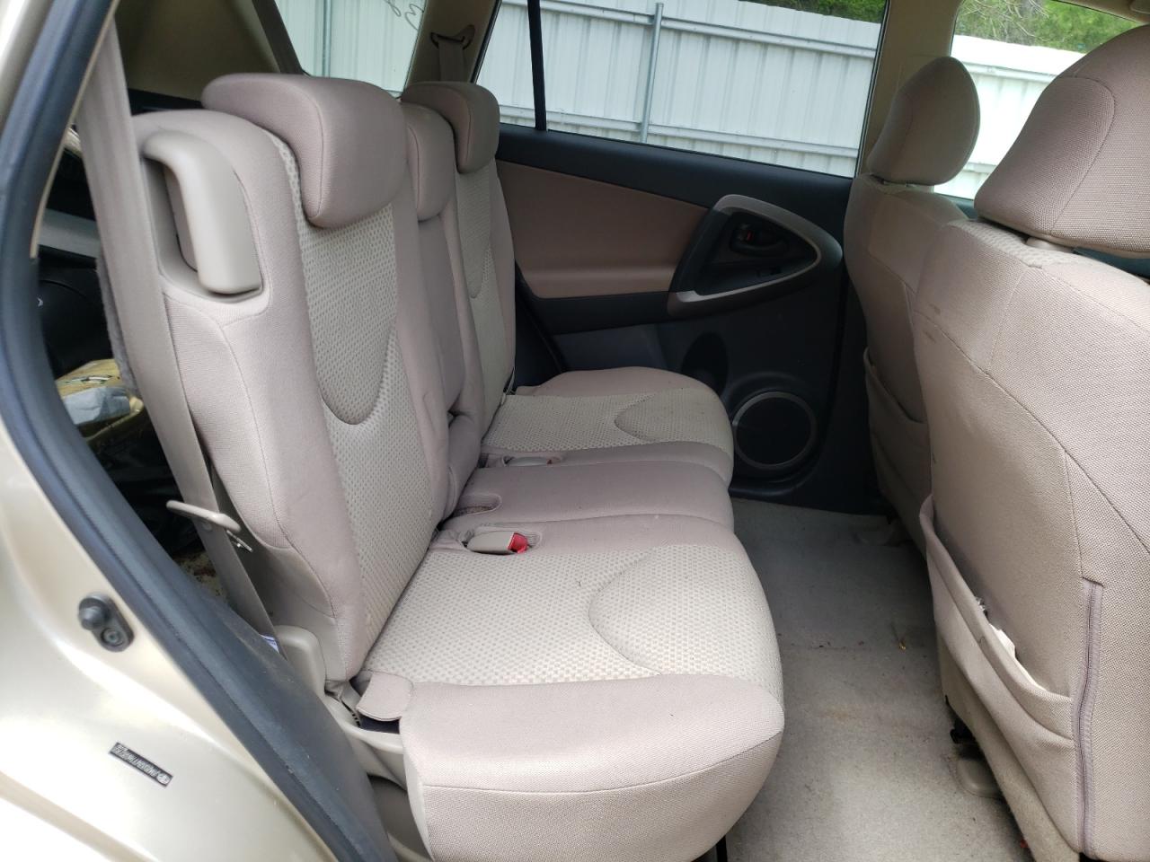 Photo 6 from auction – 2007 TOYOTA RAV4 with VIN JTMZD33V776032701