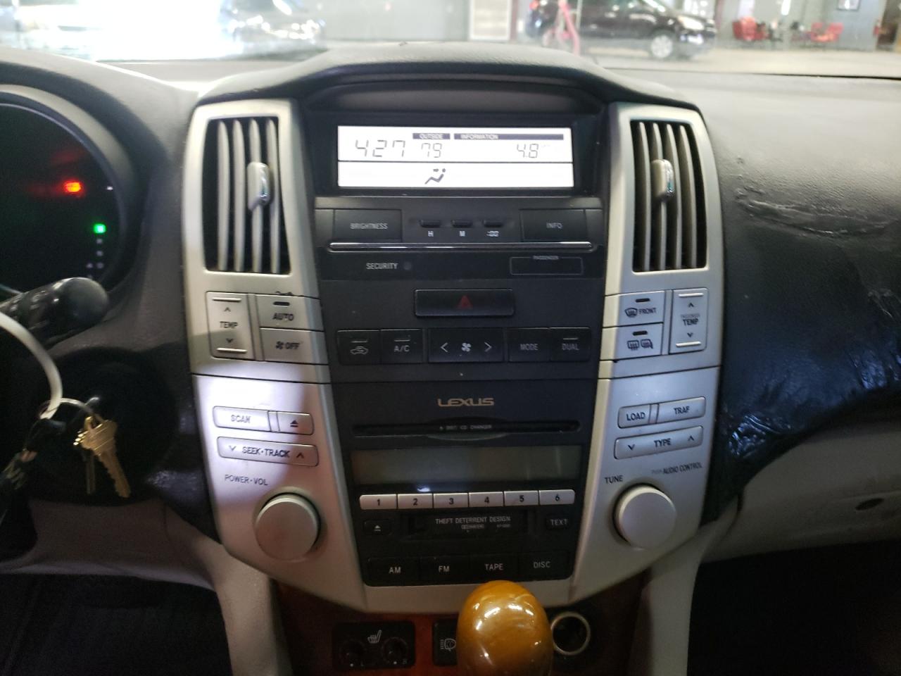 Photo 9 from auction – 2005 LEXUS RX 330 with VIN 2T2HA31U75C055461