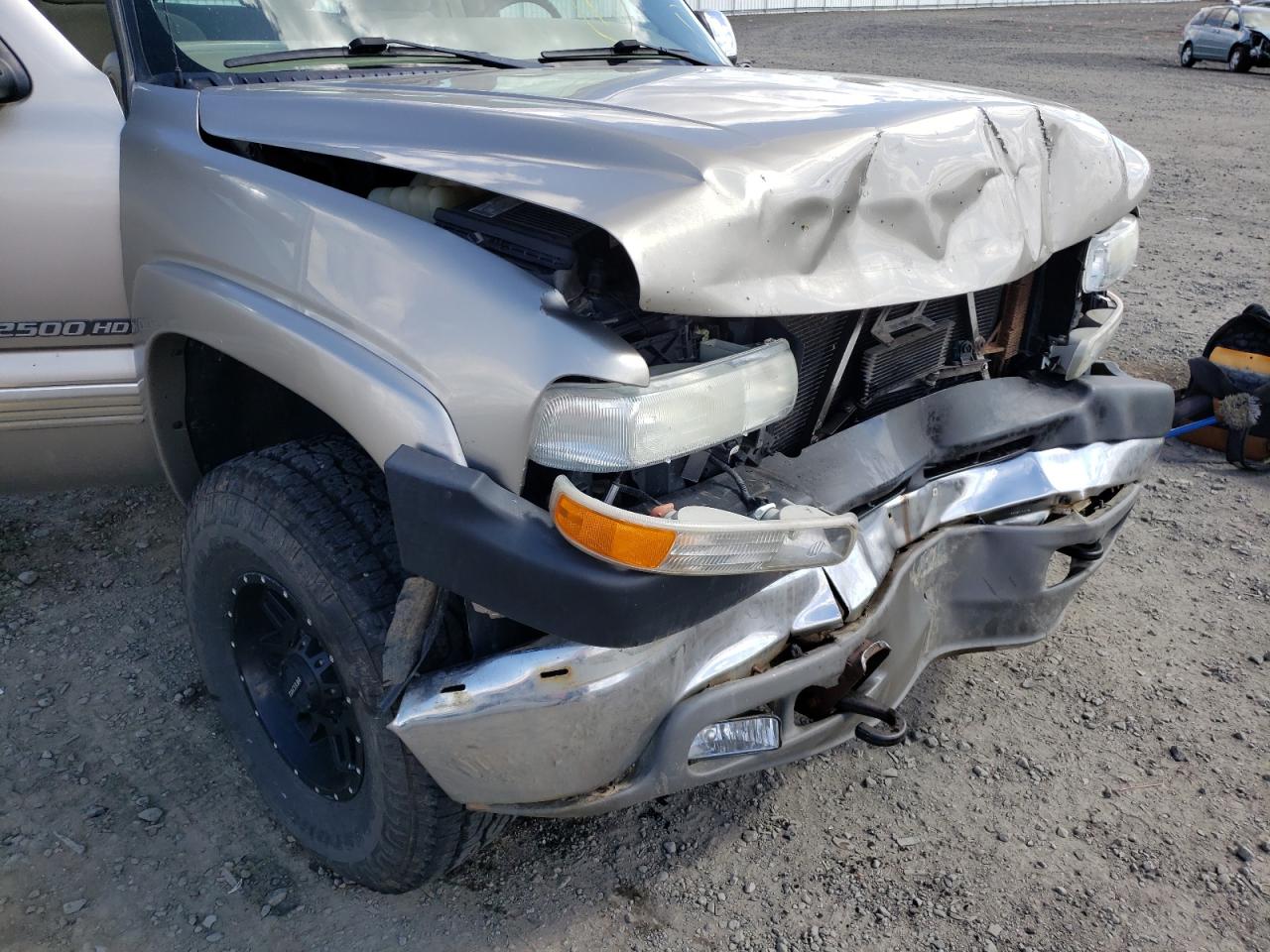 Photo 9 from auction – 2002 CHEVROLET SILVERADO with VIN 1GCHK29U32E125398