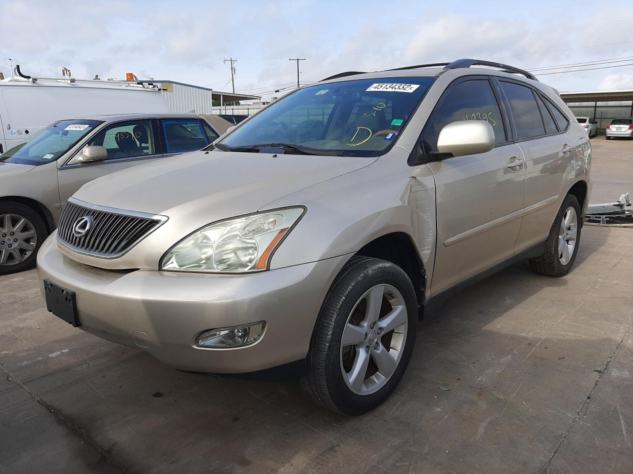 Photo 2 from auction – 2004 LEXUS RX 330 with VIN JTJGA31U640032100