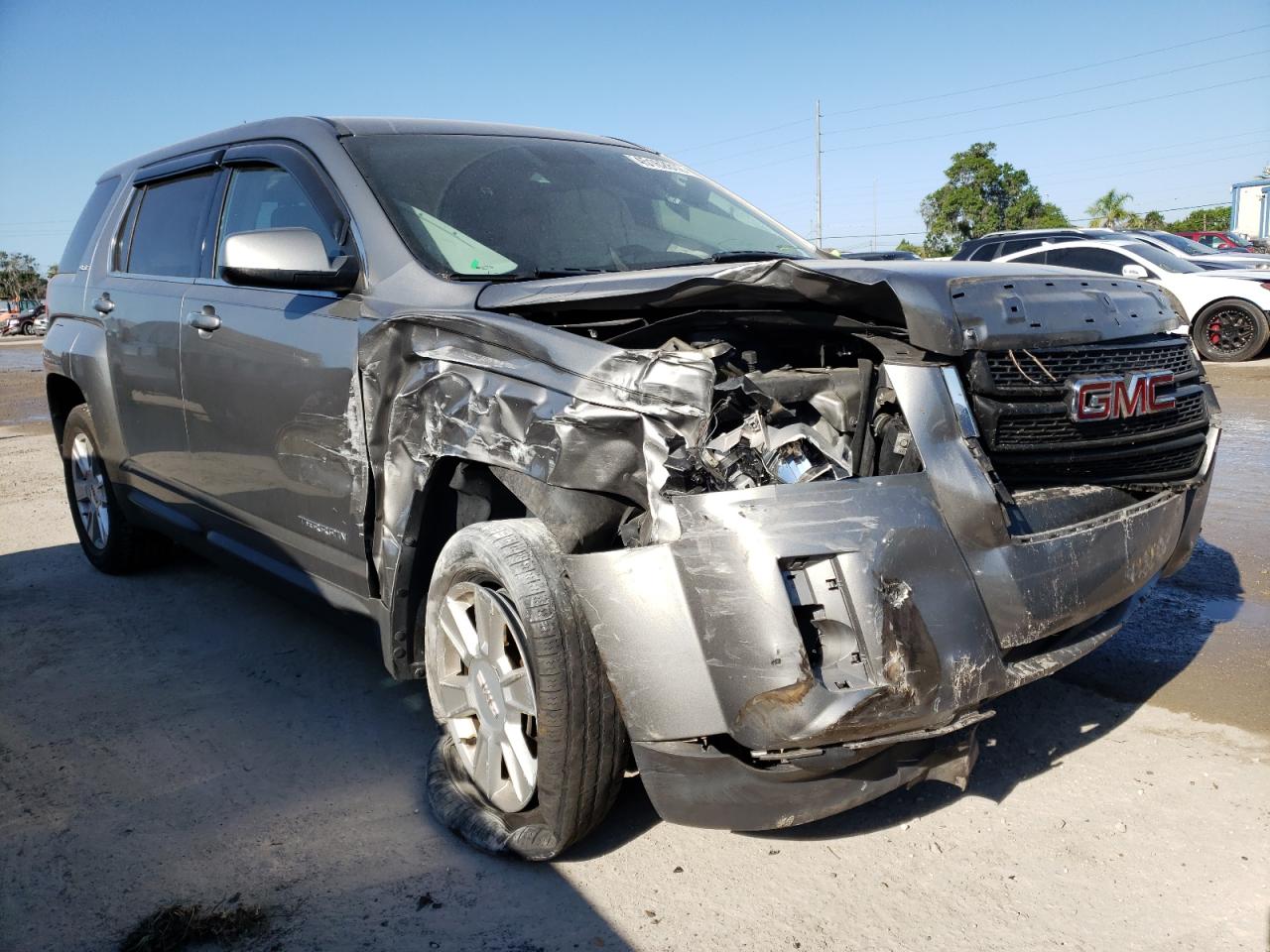 GMC TERRAIN SL 2012 with VIN 2GKALMEKXC6389341 - Photo from auction