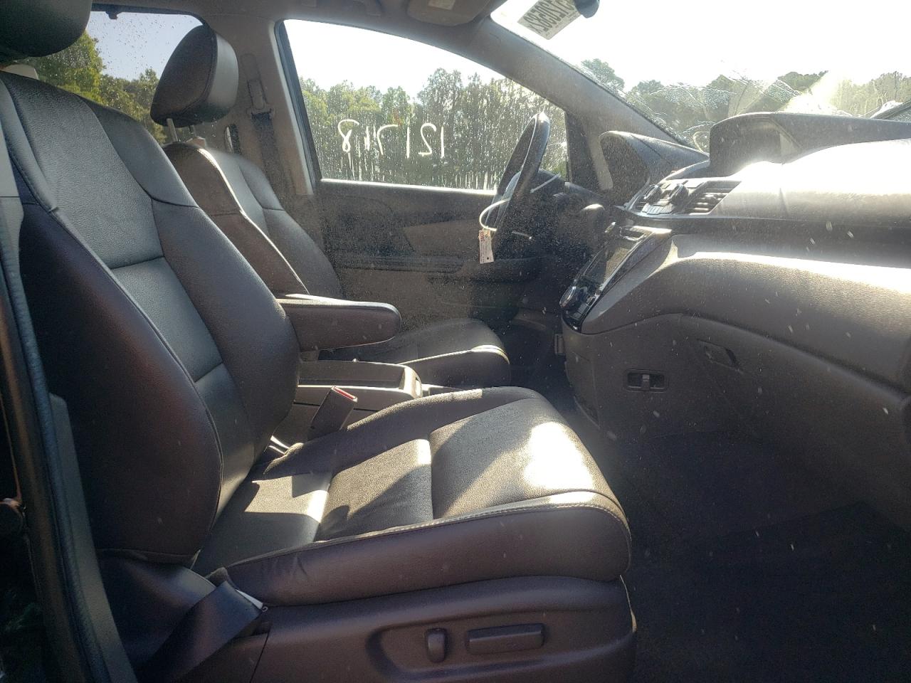 Photo 5 from auction – 2014 HONDA ODYSSEY EX with VIN 5FNRL5H62EB018965