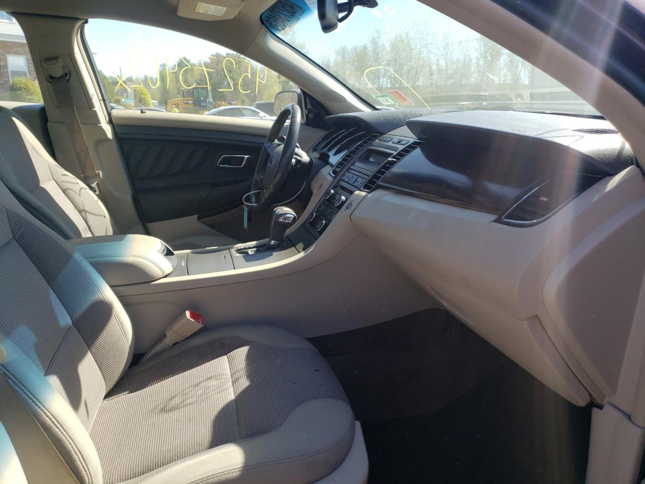 Photo 5 from auction – 2011 FORD TAURUS SEL with VIN 1FAHP2EW1BG166454