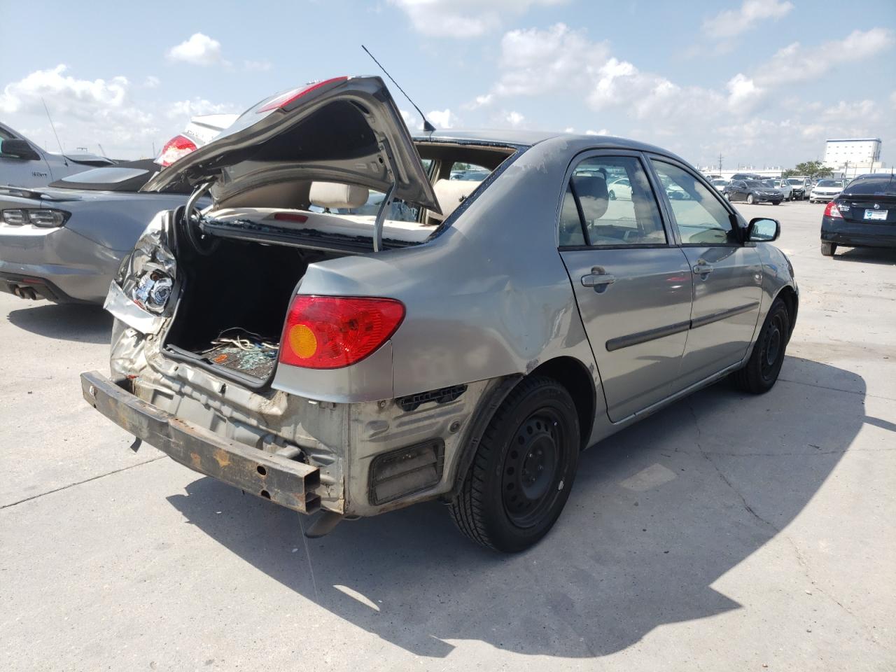 Photo 4 from auction – 2004 TOYOTA COROLLA CE with VIN JTDBR32EX42030545