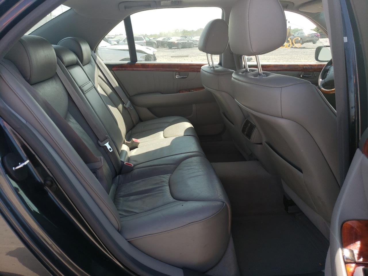 Photo 6 from auction – 2004 LEXUS LS 430 with VIN JTHBN36F140152638