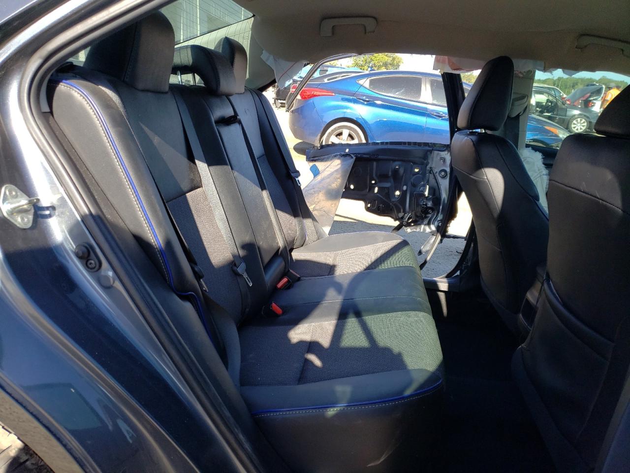 Photo 6 from auction – 2019 TOYOTA COROLLA L with VIN 2T1BURHE1KC206678
