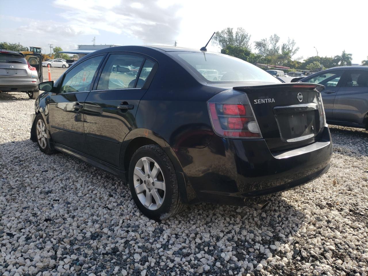 Photo 13 from auction – 2009 NISSAN SENTRA 2.0 with VIN 3N1AB61E89L679644