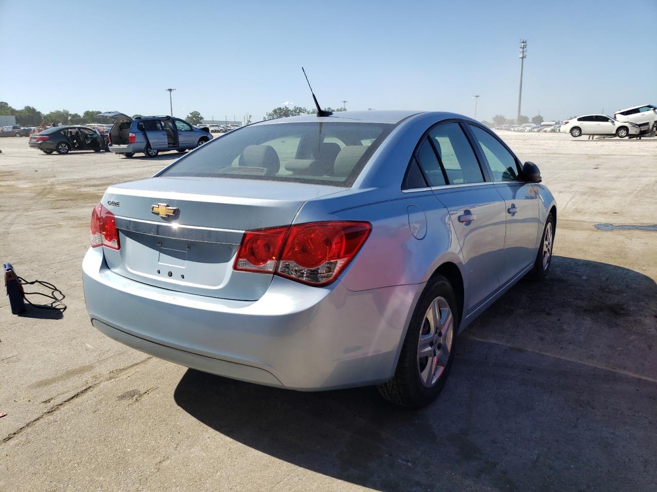 Photo 4 from auction – 2011 CHEVROLET CRUZE LS with VIN 1G1PC5SH1B7276390