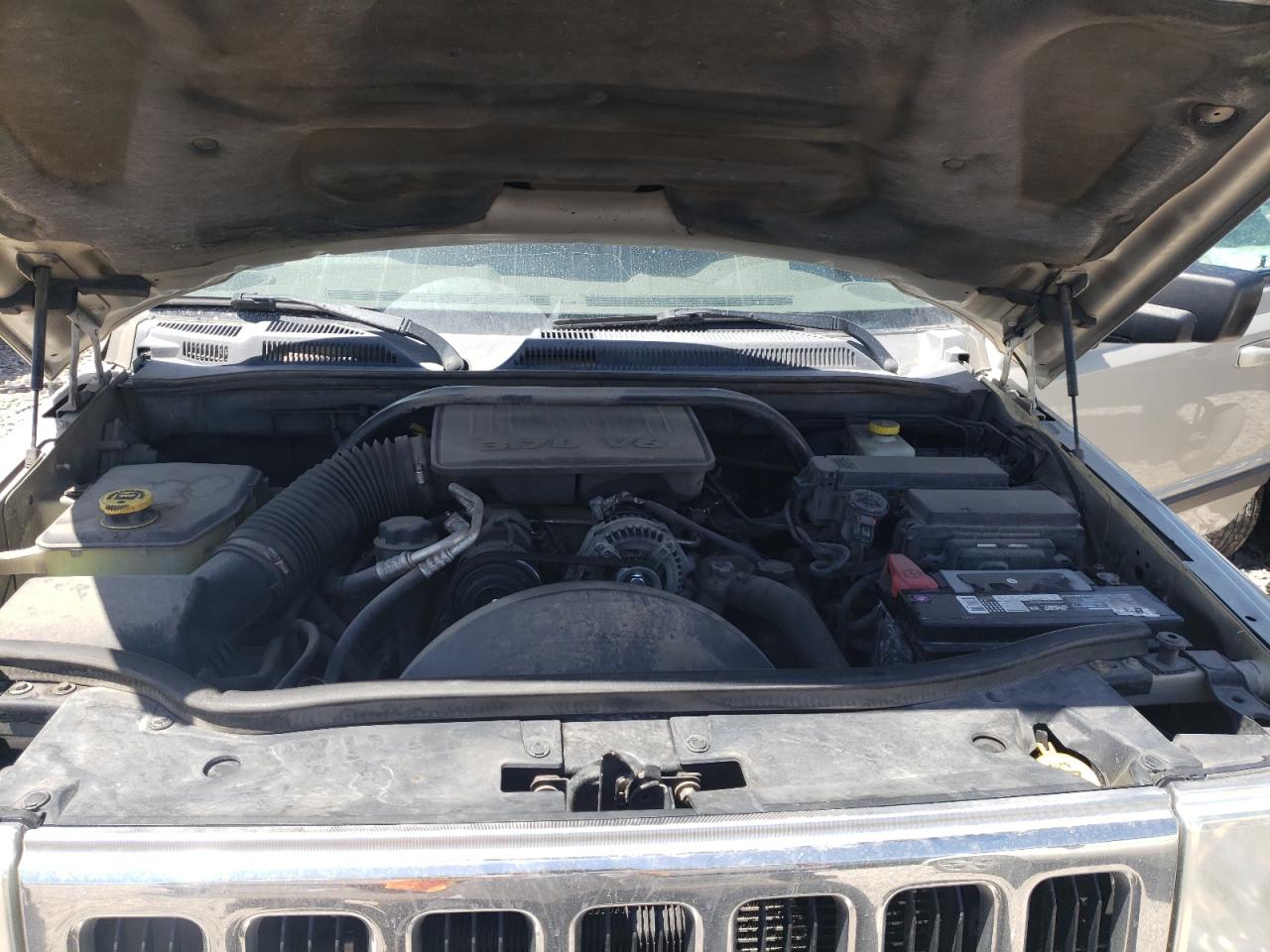 Photo 7 from auction – 2007 JEEP COMMANDER with VIN 1J8HG48K87C597878
