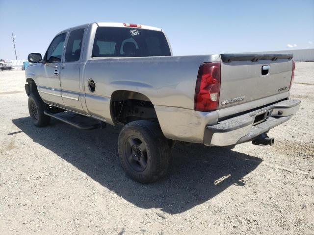 Photo 3 from auction – 2003 CHEVROLET SILVRK1500 with VIN 2GCEC19V231142814