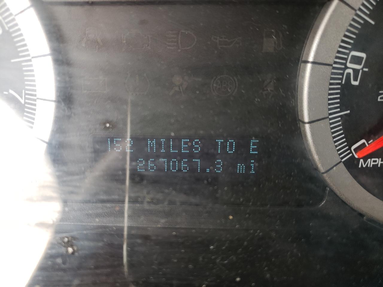Photo 8 from auction – 2008 FORD ESCAPE LIM with VIN 1FMCU04118KB46133