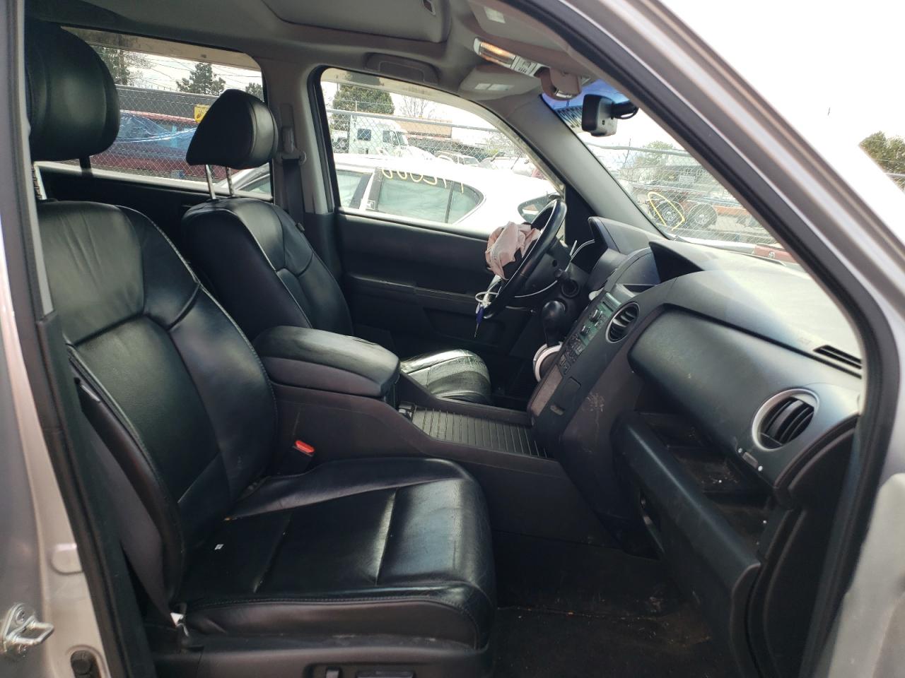 Photo 5 from auction – 2011 HONDA PILOT EXL with VIN 5FNYF4H56BB041505