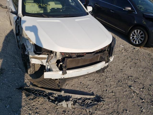 Photo 9 from auction – 2017 CHEVROLET IMPALA LT with VIN 2G1105S30H9124109