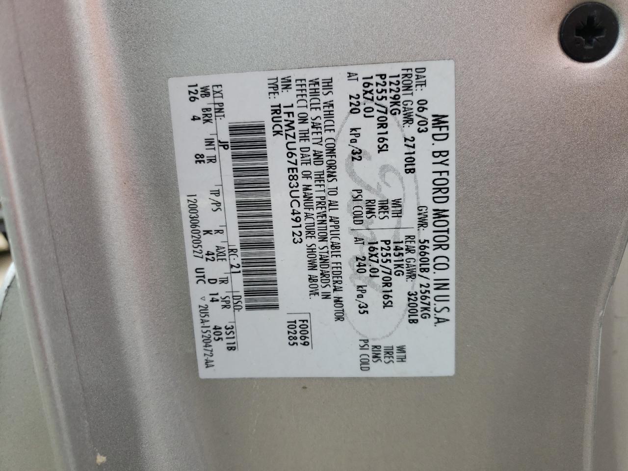 Photo 10 from auction – 2003 FORD EXPLORER S with VIN 1FMZU67E83UC49123