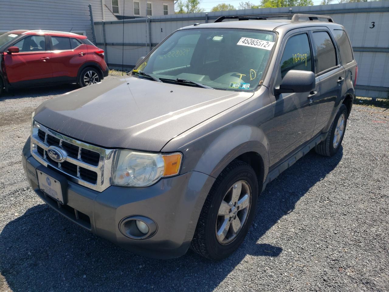 Photo 2 from auction – 2011 FORD ESCAPE XLT with VIN 1FMCU9DG3BKA72732