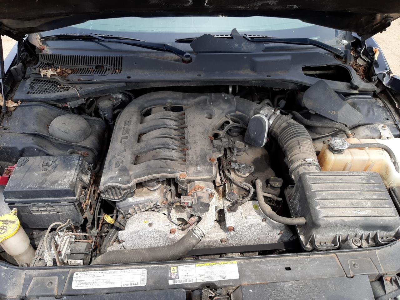 Photo 7 from auction – 2010 CHRYSLER 300 LIMITE with VIN 2C3CA3CV6AH112483