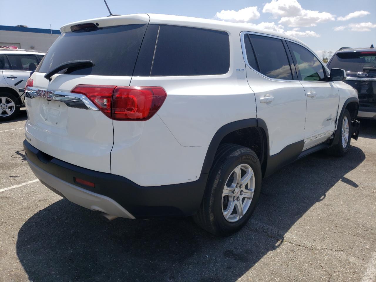 Photo 4 from auction – 2019 GMC ACADIA SLE with VIN 1GKKNKLA6KZ133407
