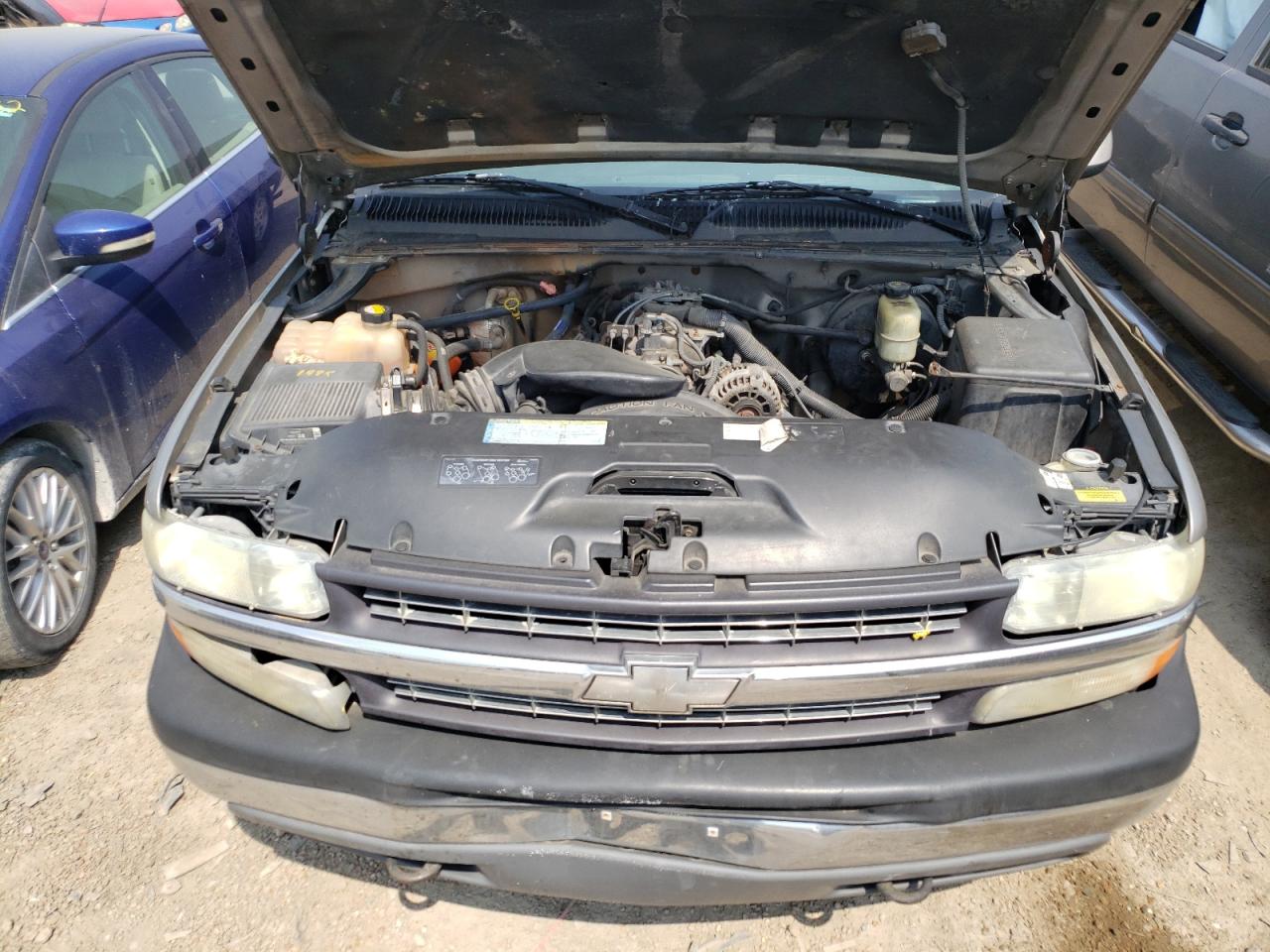 Photo 7 from auction – 2000 CHEVROLET SILVERADO with VIN 1GCEK19T7YE175170