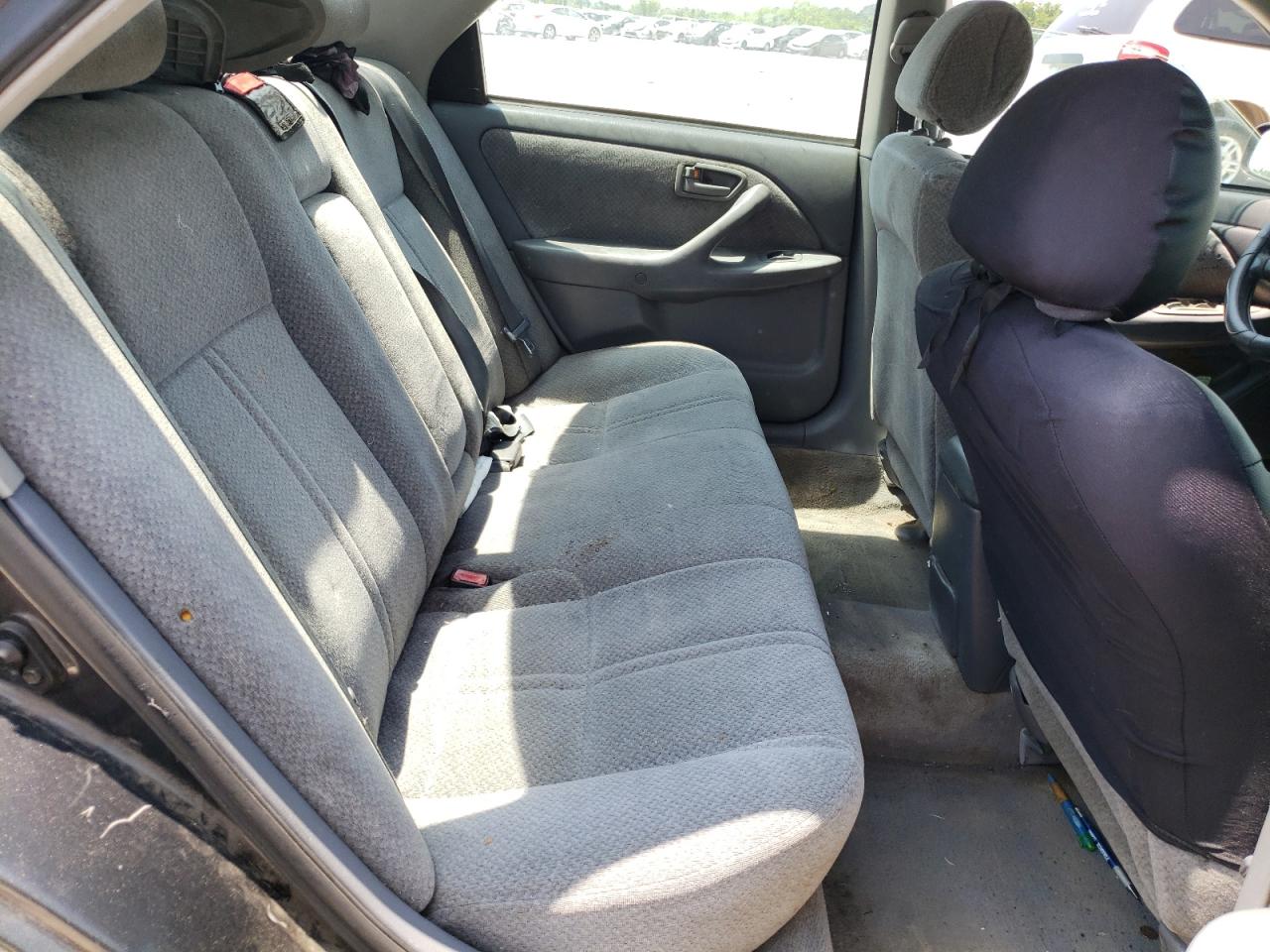 Photo 16 from auction – 2000 TOYOTA CAMRY CE with VIN 4T1BG22K6YU996161
