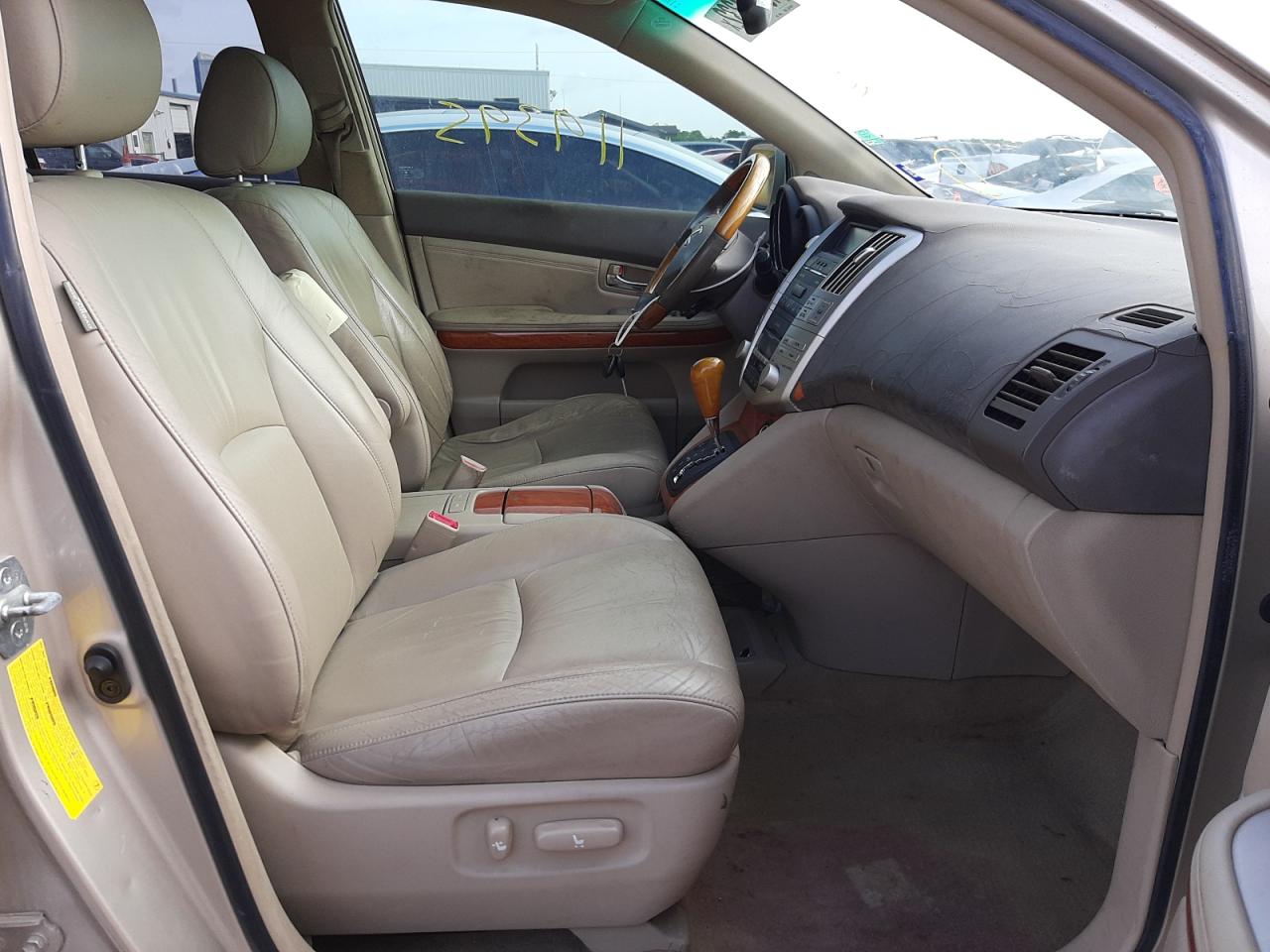 Photo 5 from auction – 2004 LEXUS RX 330 with VIN JTJGA31U640032100