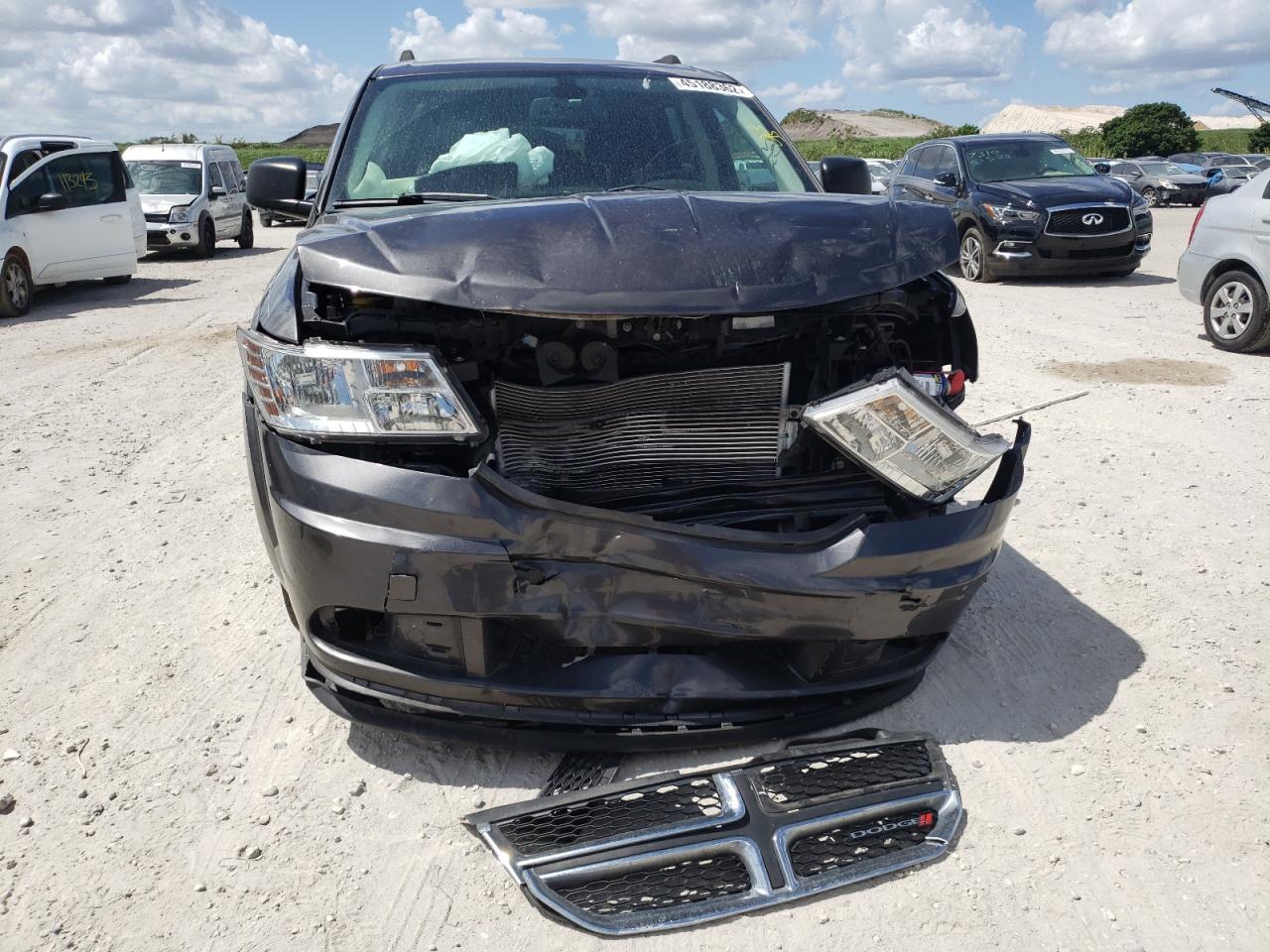 Photo 9 from auction – 2018 DODGE JOURNEY SE with VIN 3C4PDCAB0JT536200