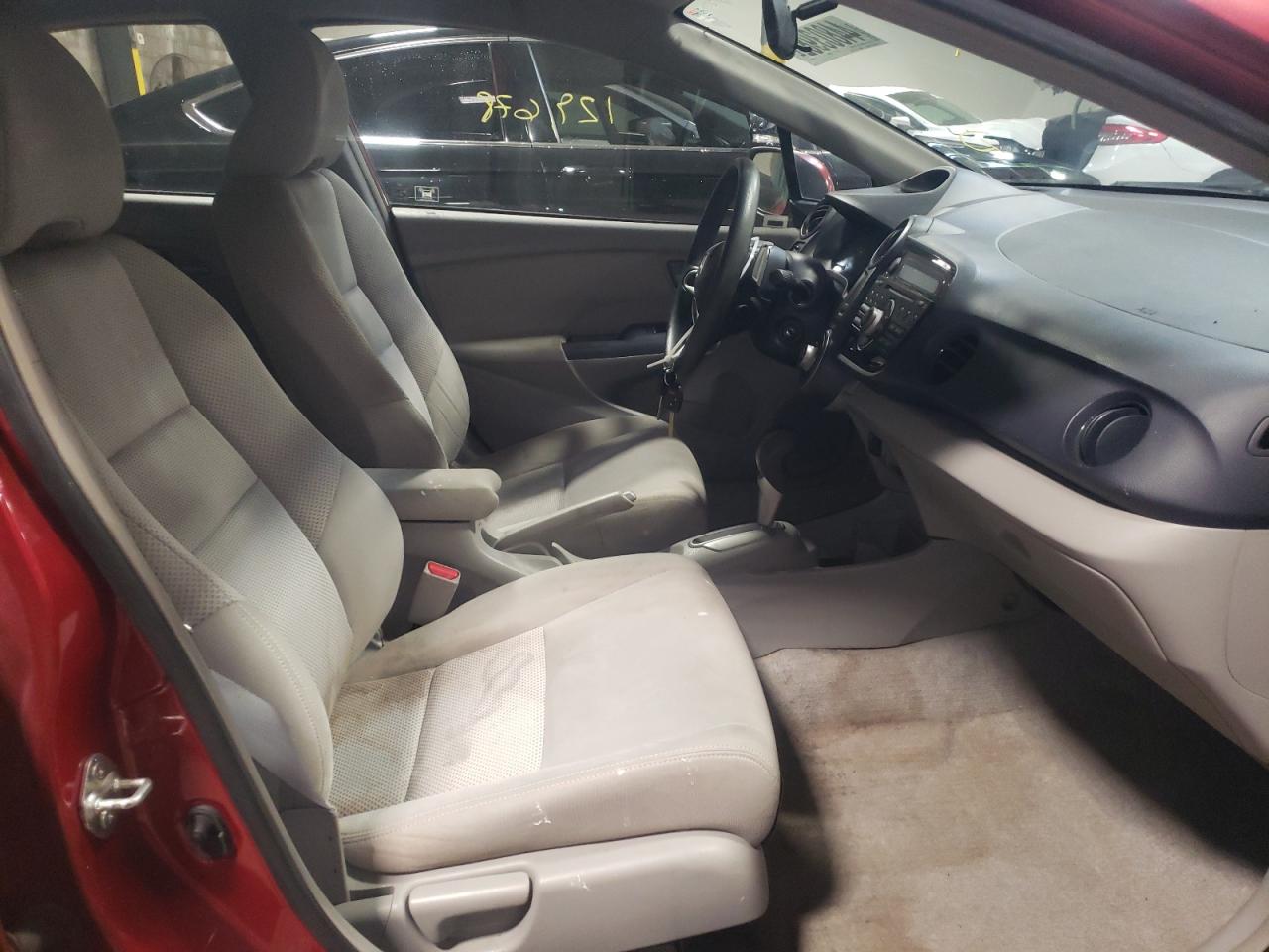 Photo 5 from auction – 2010 HONDA INSIGHT EX with VIN JHMZE2H75AS013448