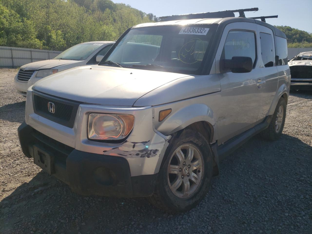 Photo 2 from auction – 2006 HONDA ELEMENT EX with VIN 5J6YH287X6L027099