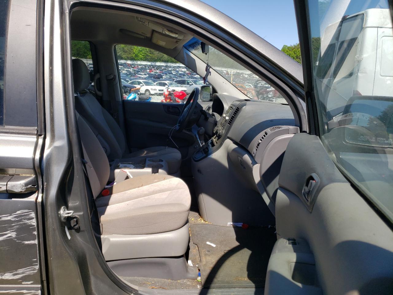 Photo 5 from auction – 2012 KIA SEDONA LX with VIN KNDMG4C74C6431648