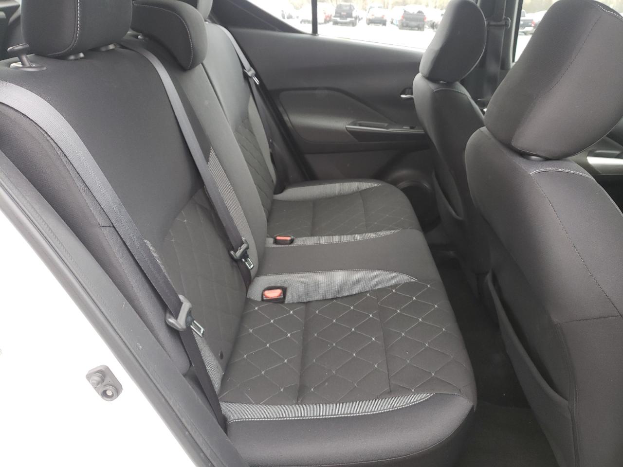 Photo 6 from auction – 2019 NISSAN KICKS S with VIN 3N1CP5CU3KL493024